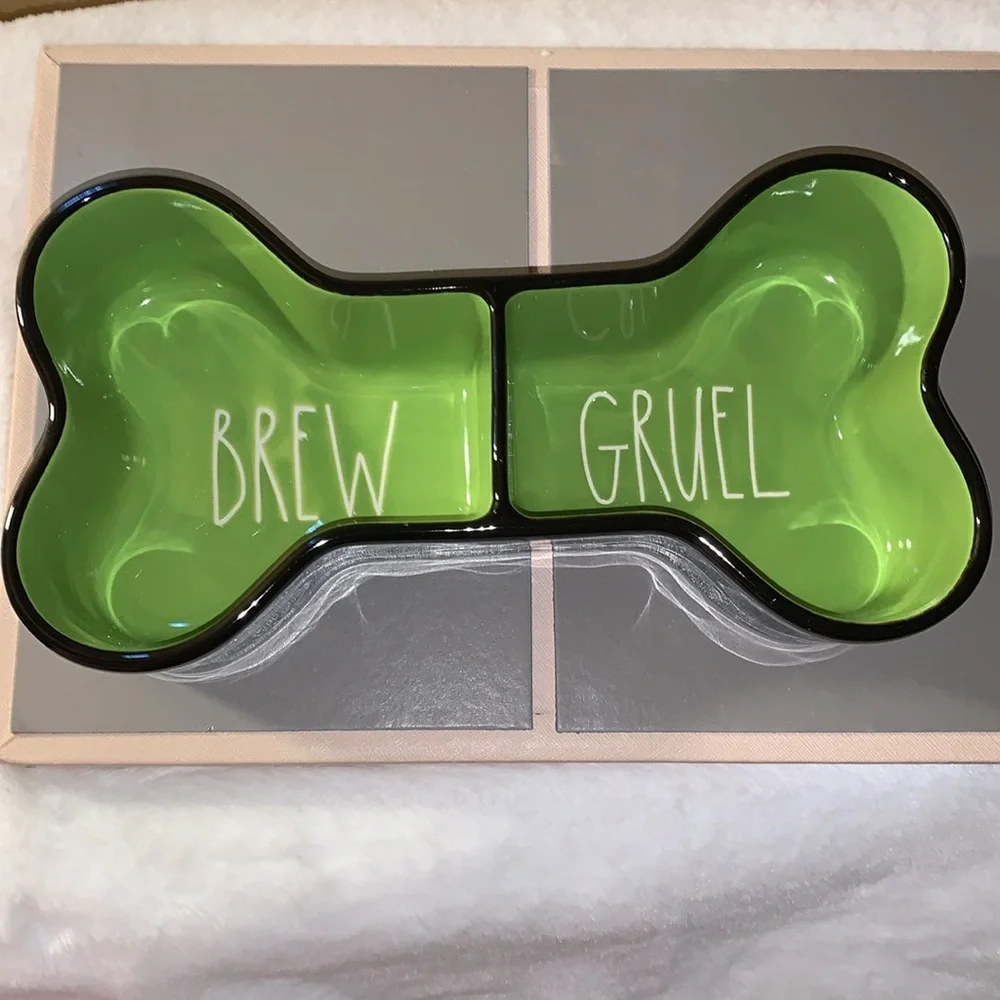 🎃👻 RAE DUNN Black / Green Brew and Gruel Pet Bowl NIB